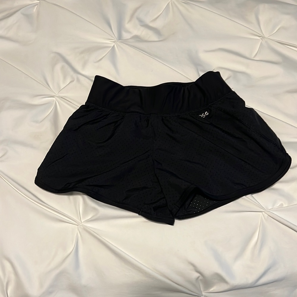 Girls DSG size 10-12 athletic shorts